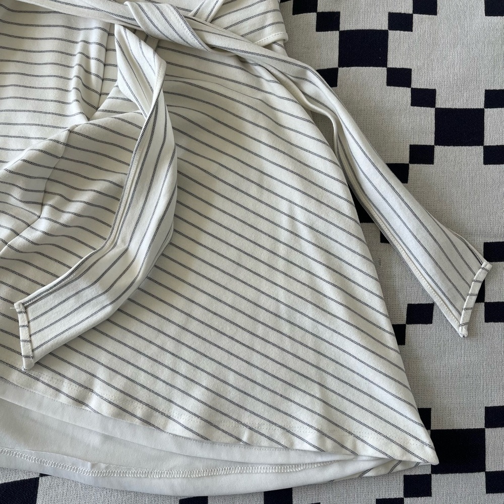 Lulu’s Striped White and Gray Women's Summer Dress - Picture 6 of 7